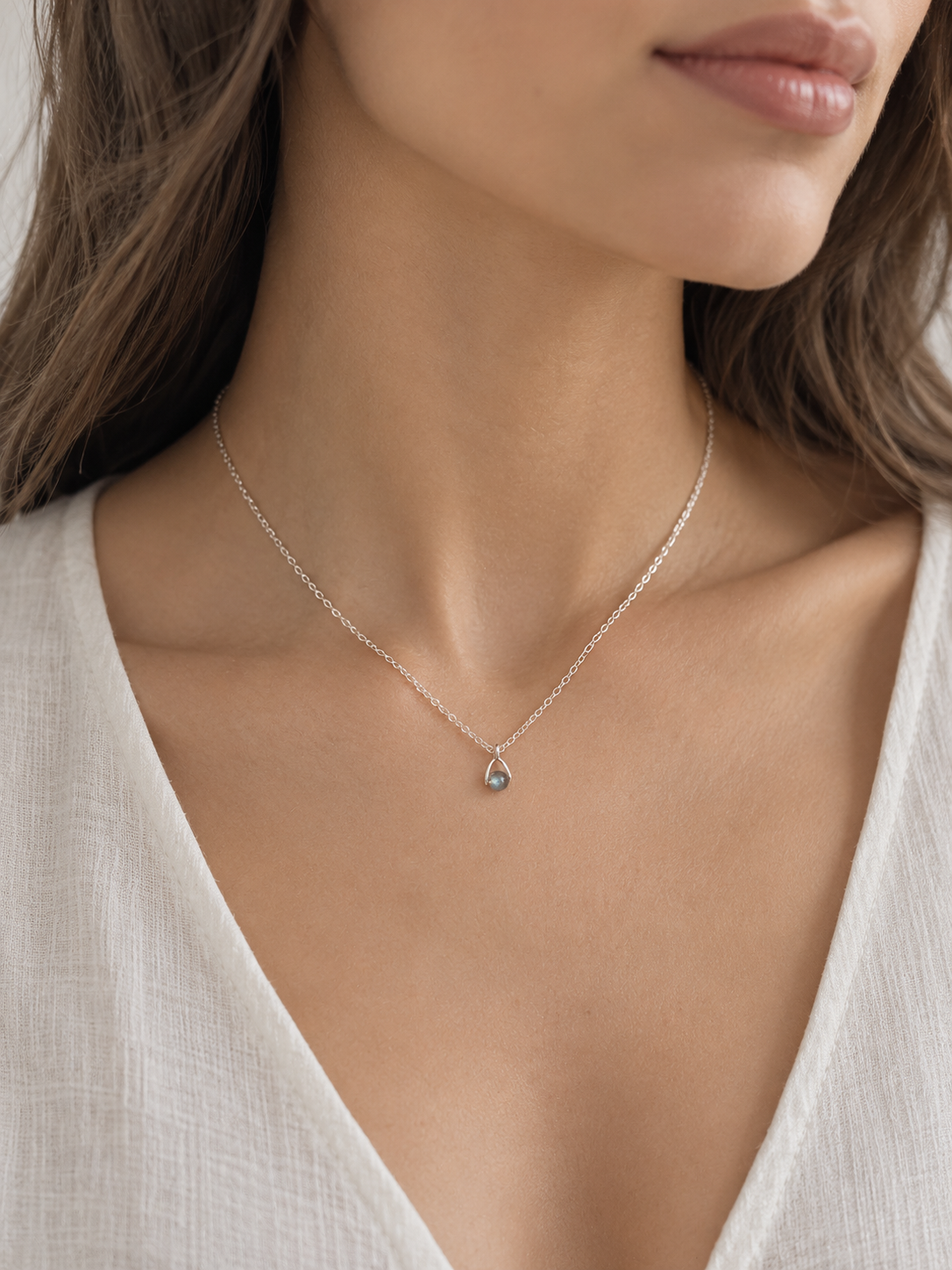 Silver plated labradorite necklace
