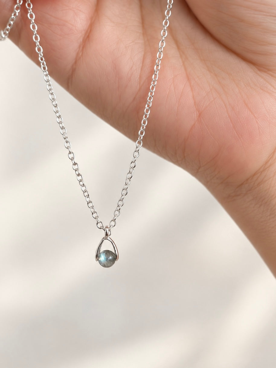 Silver plated labradorite necklace