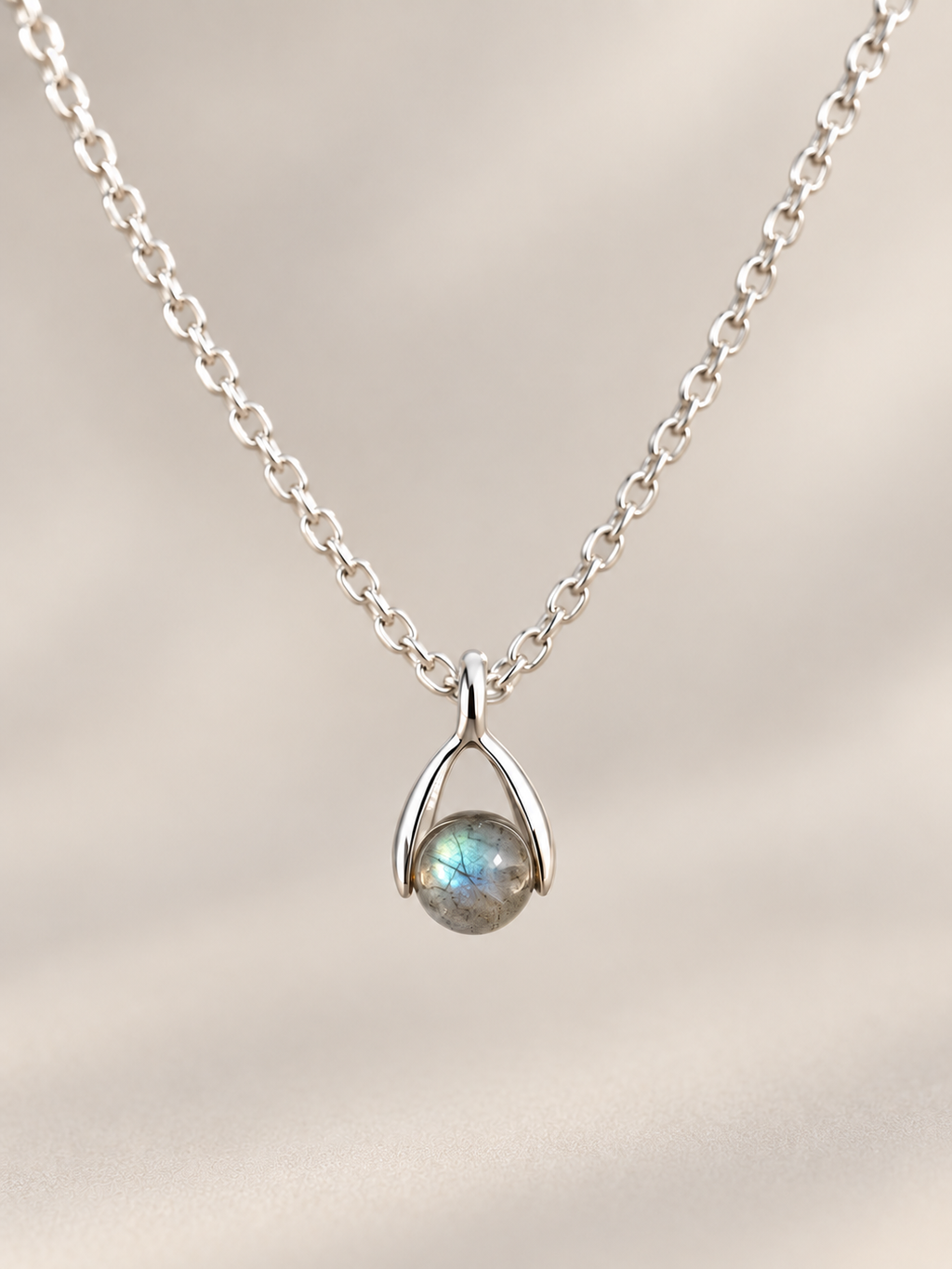 Silver plated labradorite necklace