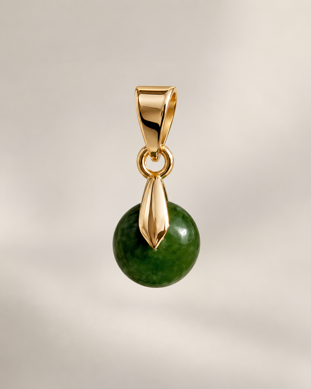 Jade pendant, 14k gold plated