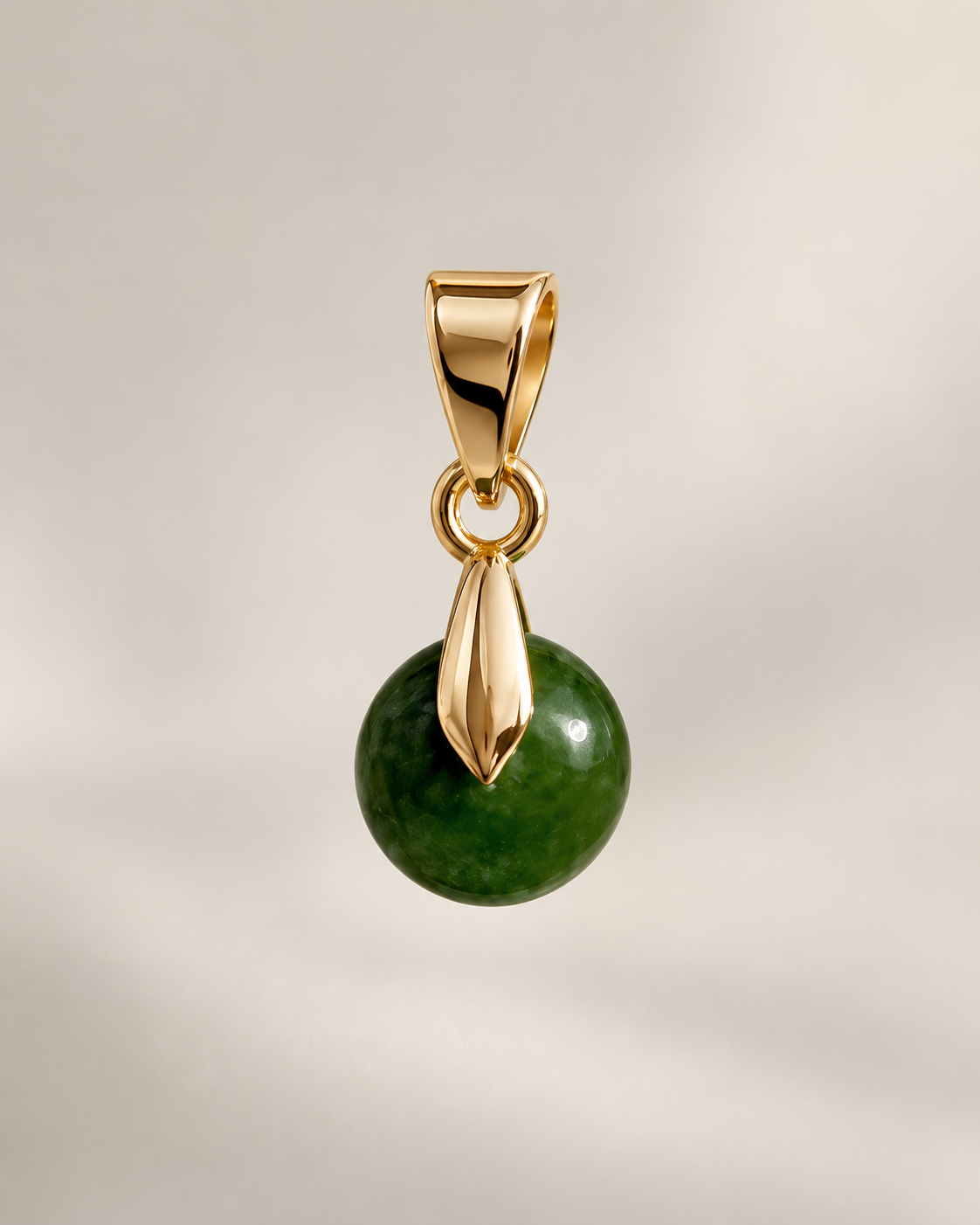Jade pendant, 14k gold plated